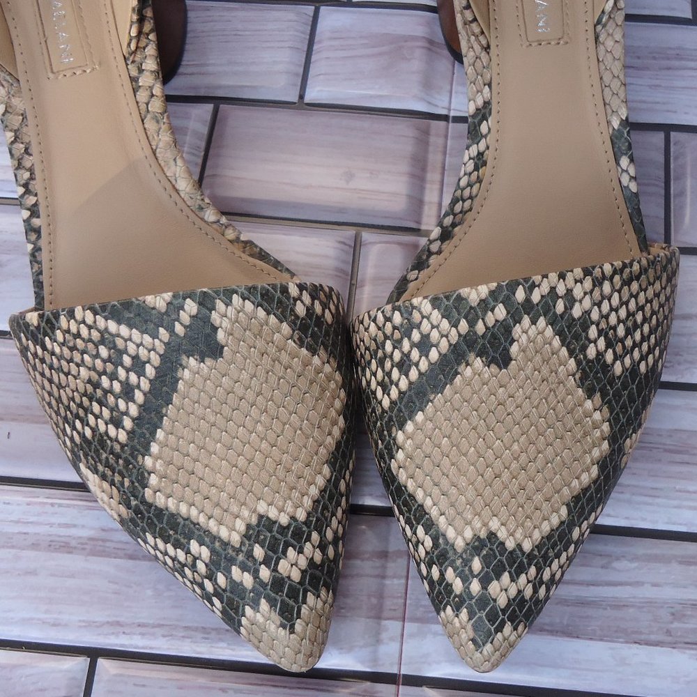 SIZE 6.5. Antonio Melani snakeskin python leather sandals. - Picture 3 of 16